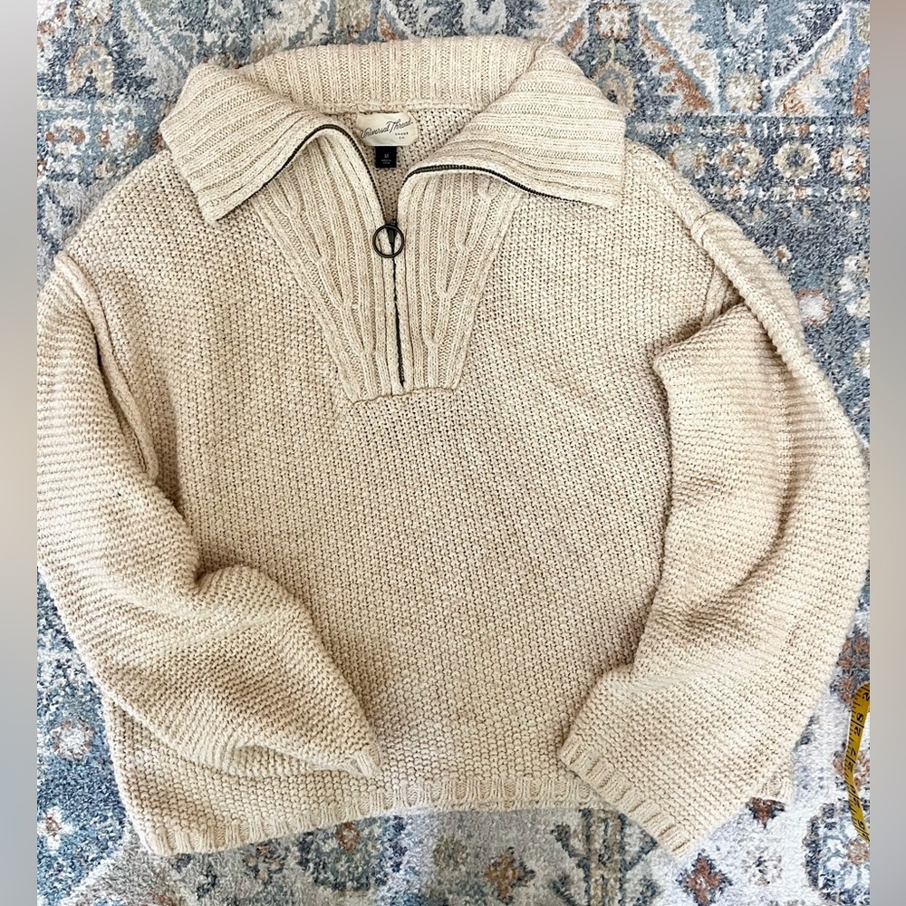 Universal Thread Quarter Zip Pullover (Medium)